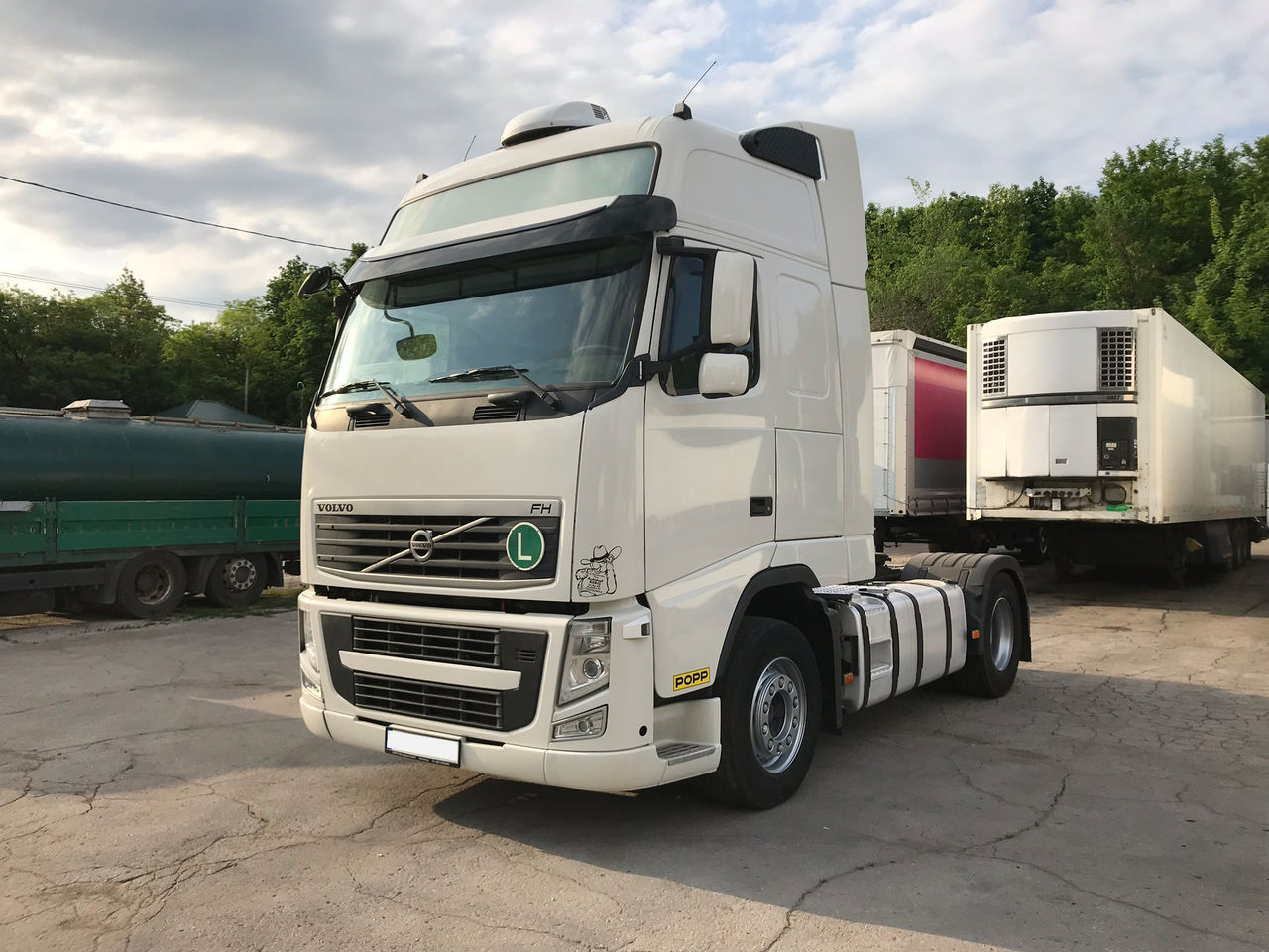 Volvo FH 13 белая