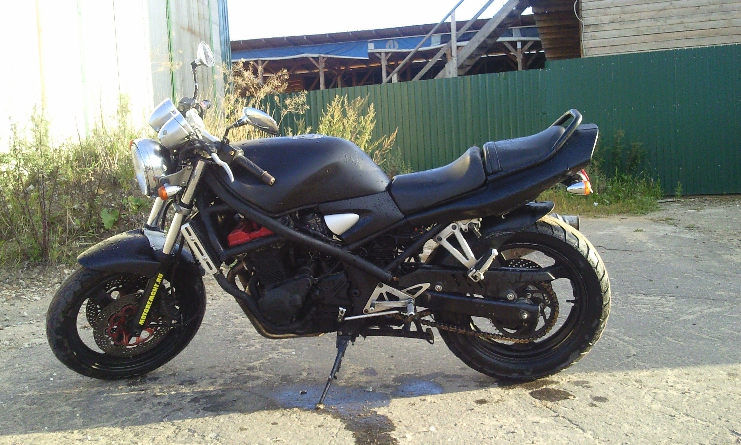 Suzuki Bandit 400v