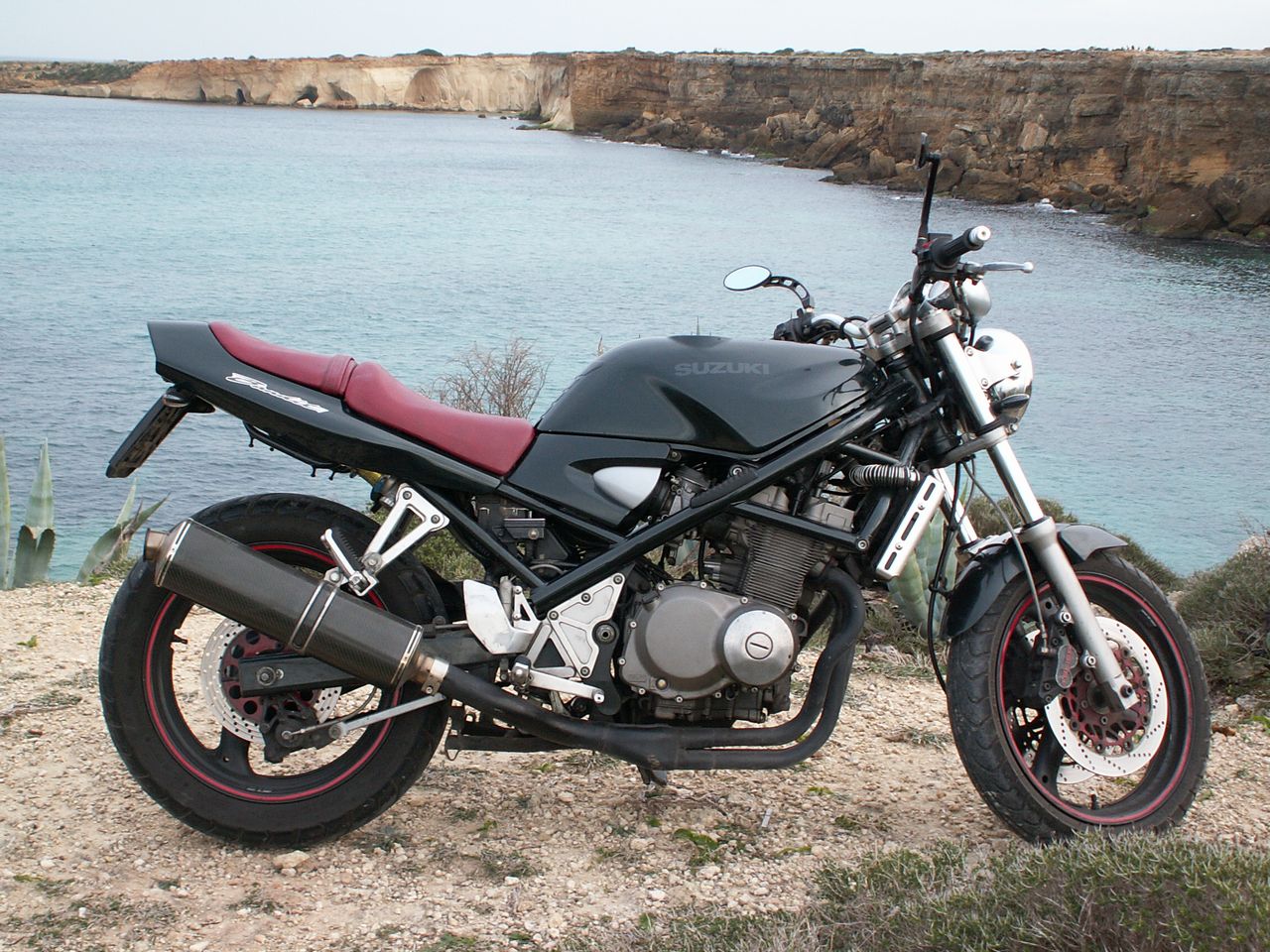 Suzuki Bandit 400