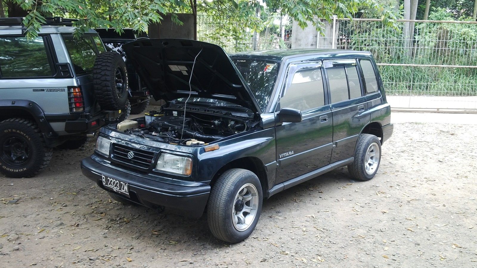 Сузуки 1993. Судзуки Витара 1993. Suzuki /Grand/ Vitara 1993. Сузуки Гранд Витара 1993 года. Suzuki Vitara 1993.