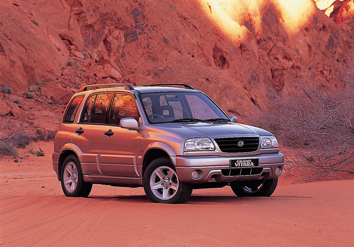 Suzuki Grand Vitara 2 4