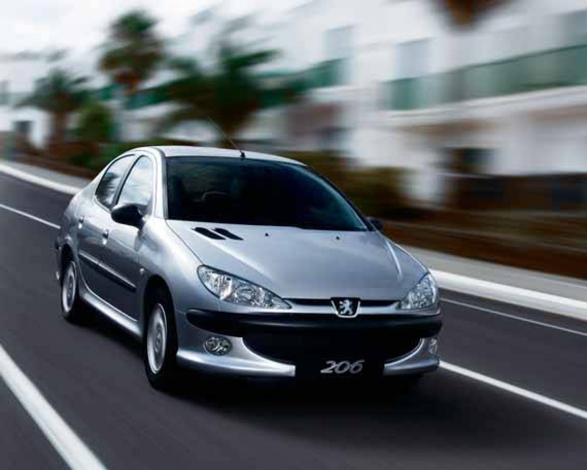 Пежо в беларуси. Peugeot 206 1.6 МТ. Пежо 5. Пежо седан 6006. Пежо с5 2008.