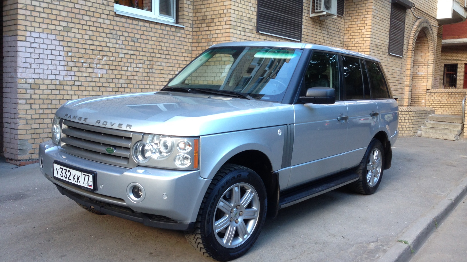 Range rover 2007 год. Рендж Ровер 2006. Рендж Ровер Вог 2006. Range Rover Vogue 2006. Ленд Ровер Рендж Ровер 2006.