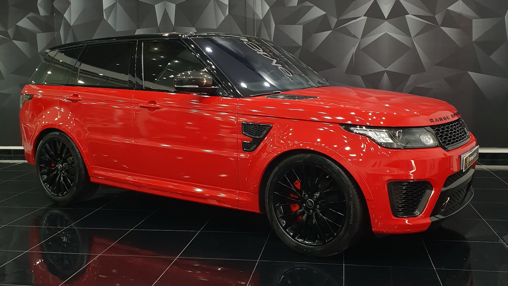 Red range. Range Rover Sport 2022. Range Rover Sport красный. Рендж Ровер спорт новый красный. Range Rover Sport 2018 красный.