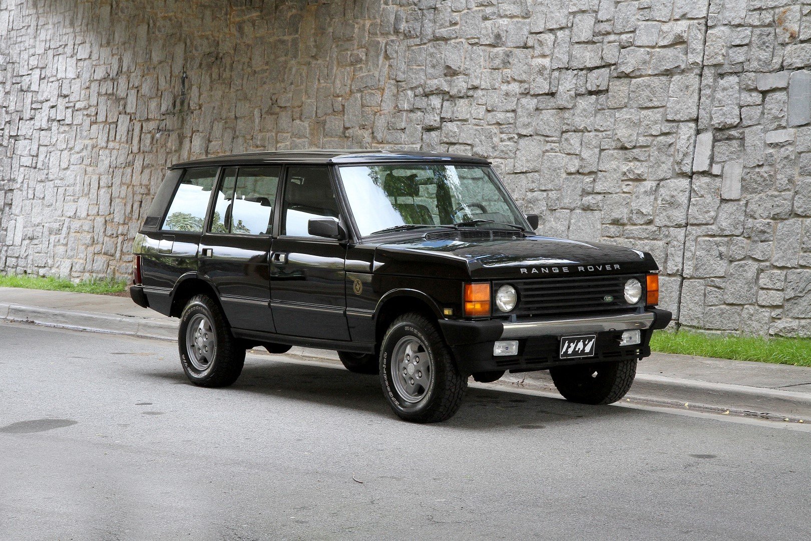 Range rover ii. 1994 Рендж Ровер ленд Ровер. Лэнд Ровер Рэйндж Ровер 1994. Range Rover 1994 Classic. Рендж Ровер 1991.