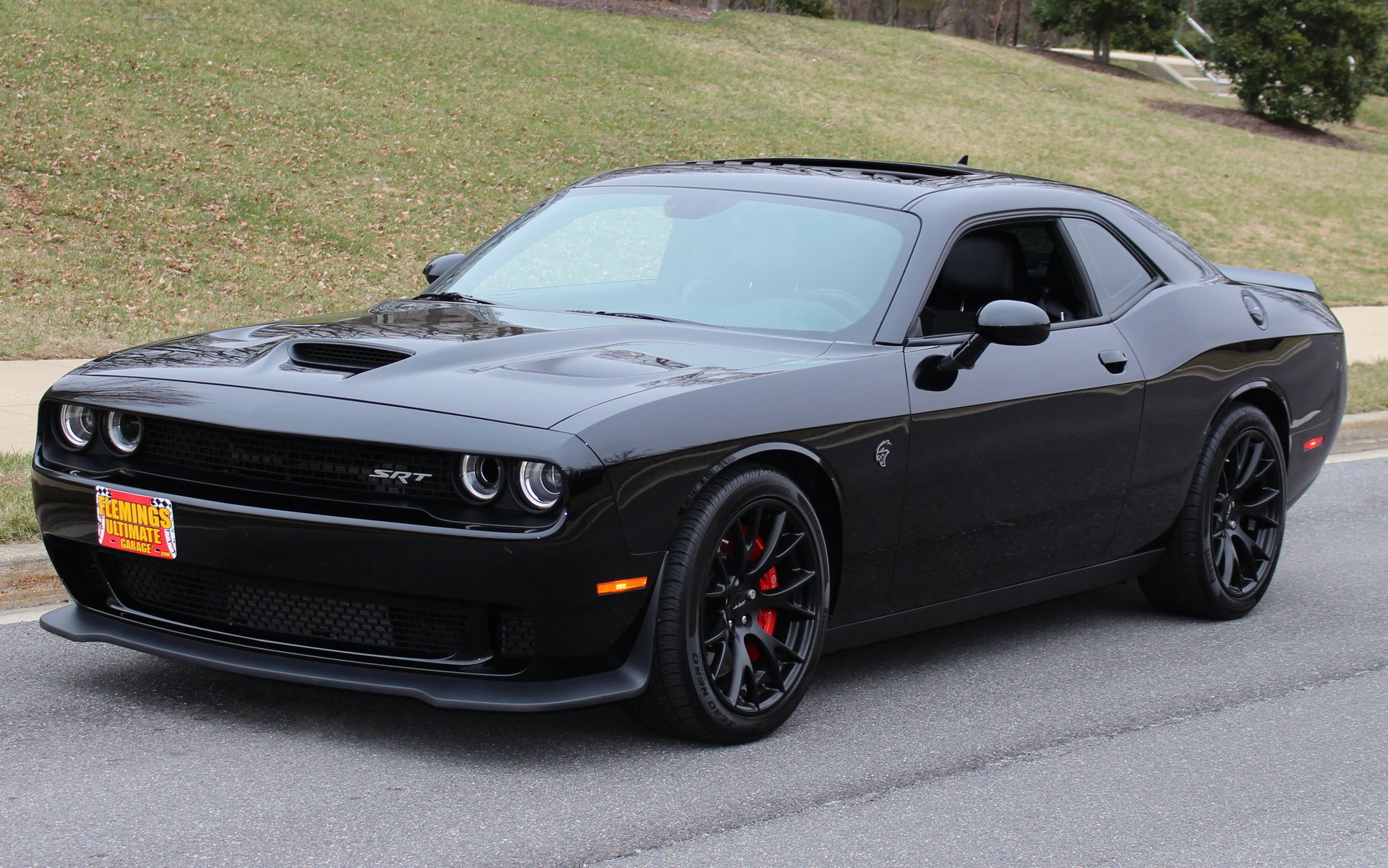 Dodge Challenger srt8