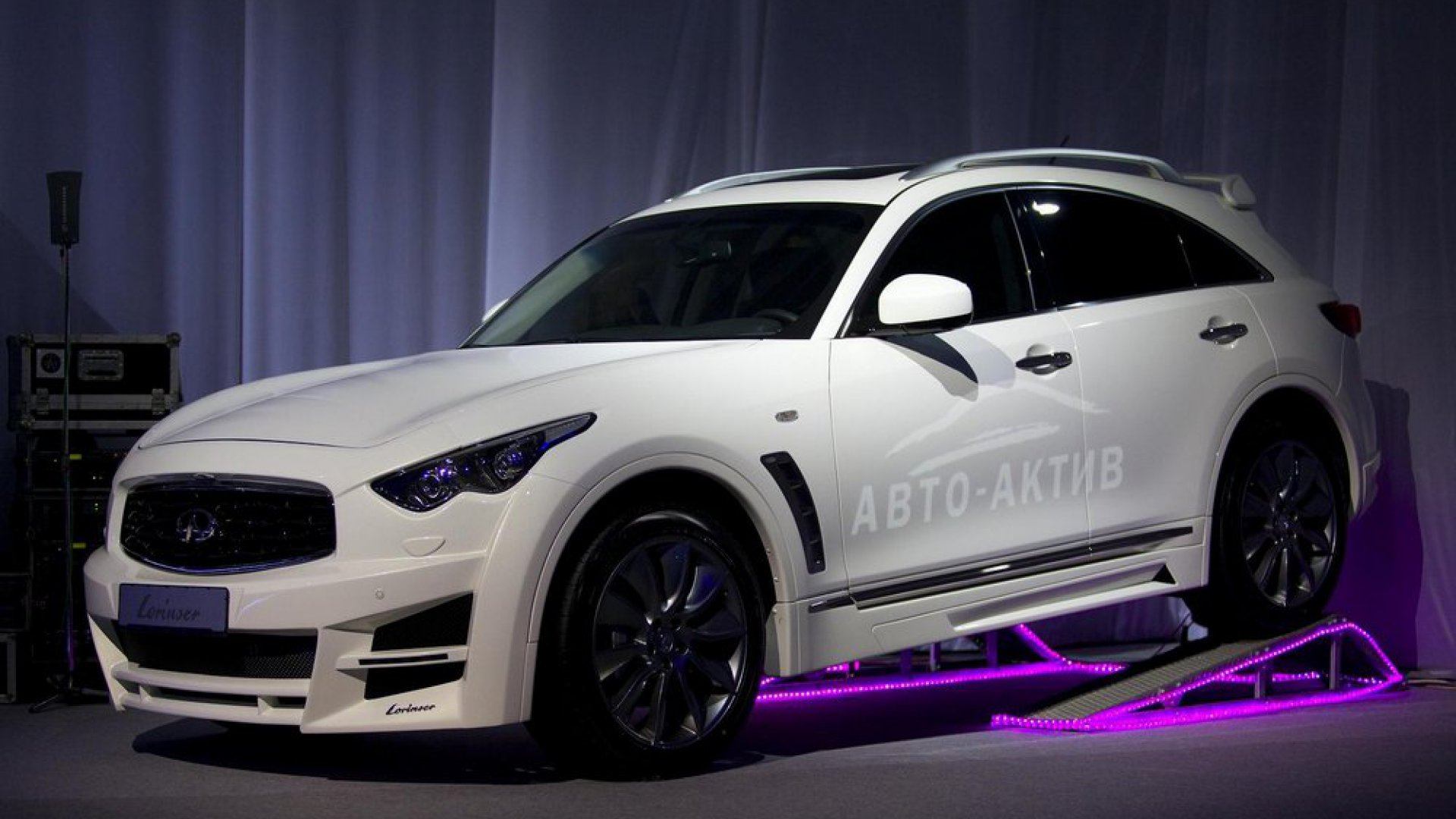 Infiniti fx37