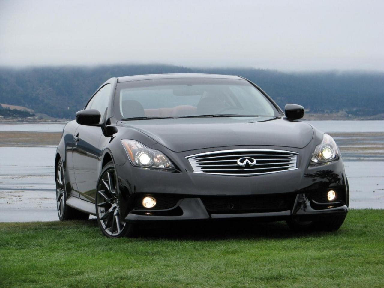 Infiniti g37 Coupe White