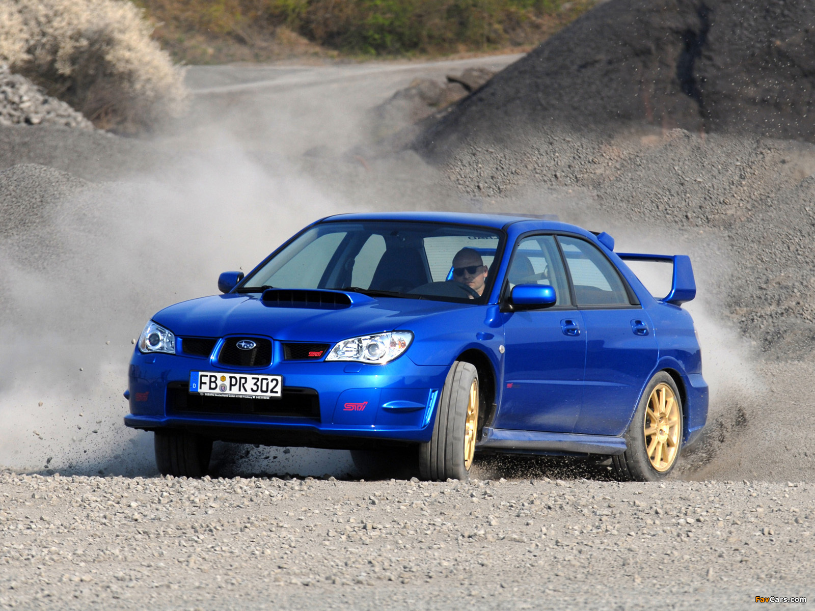 Subaru Impreza WRX STI 2004 дрифт