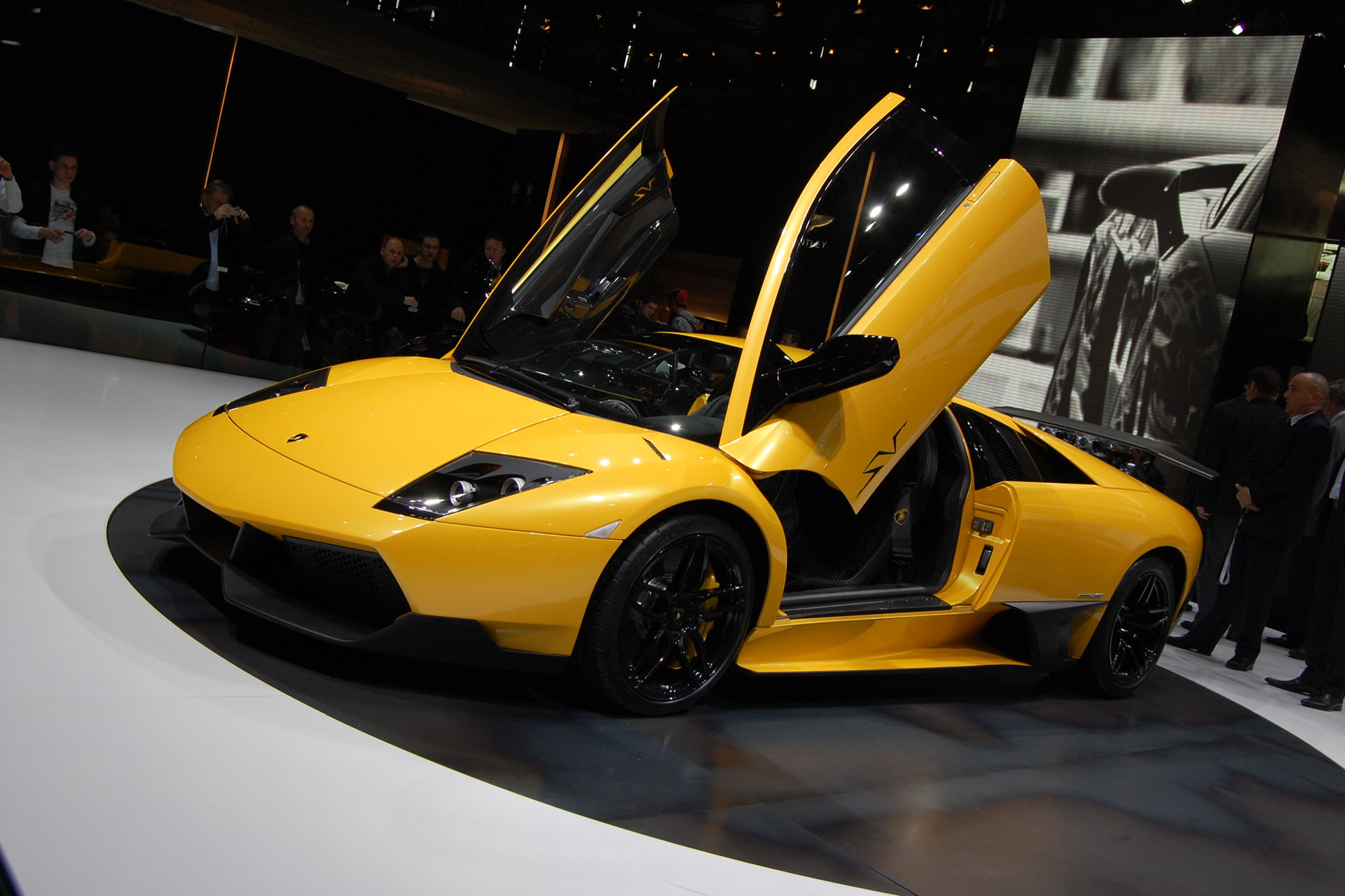 Automobili lamborghini. Ламборджини Мурселаго. Ламборджини ламбо. Ламборгини 9. Ламборгини Мурселаго Модельный ряд.