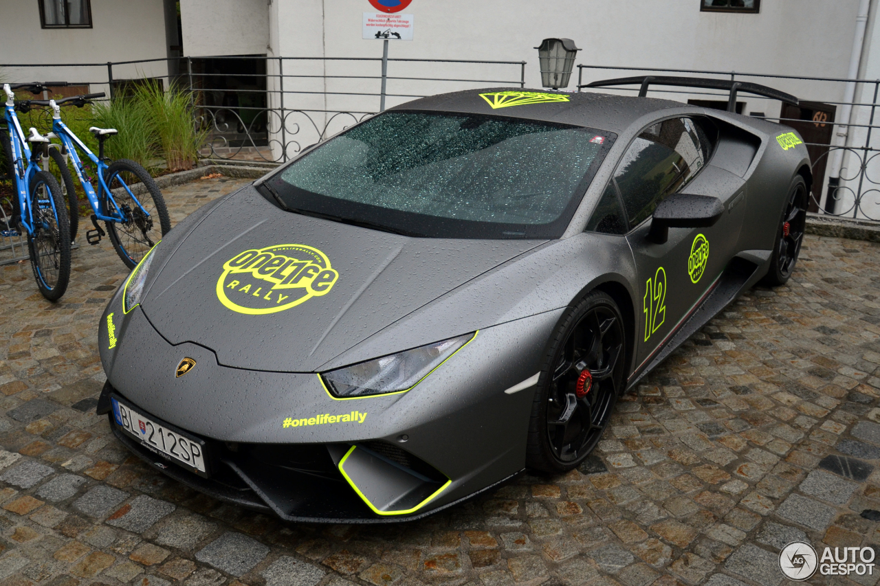 Lamborghini Huracan Золотая