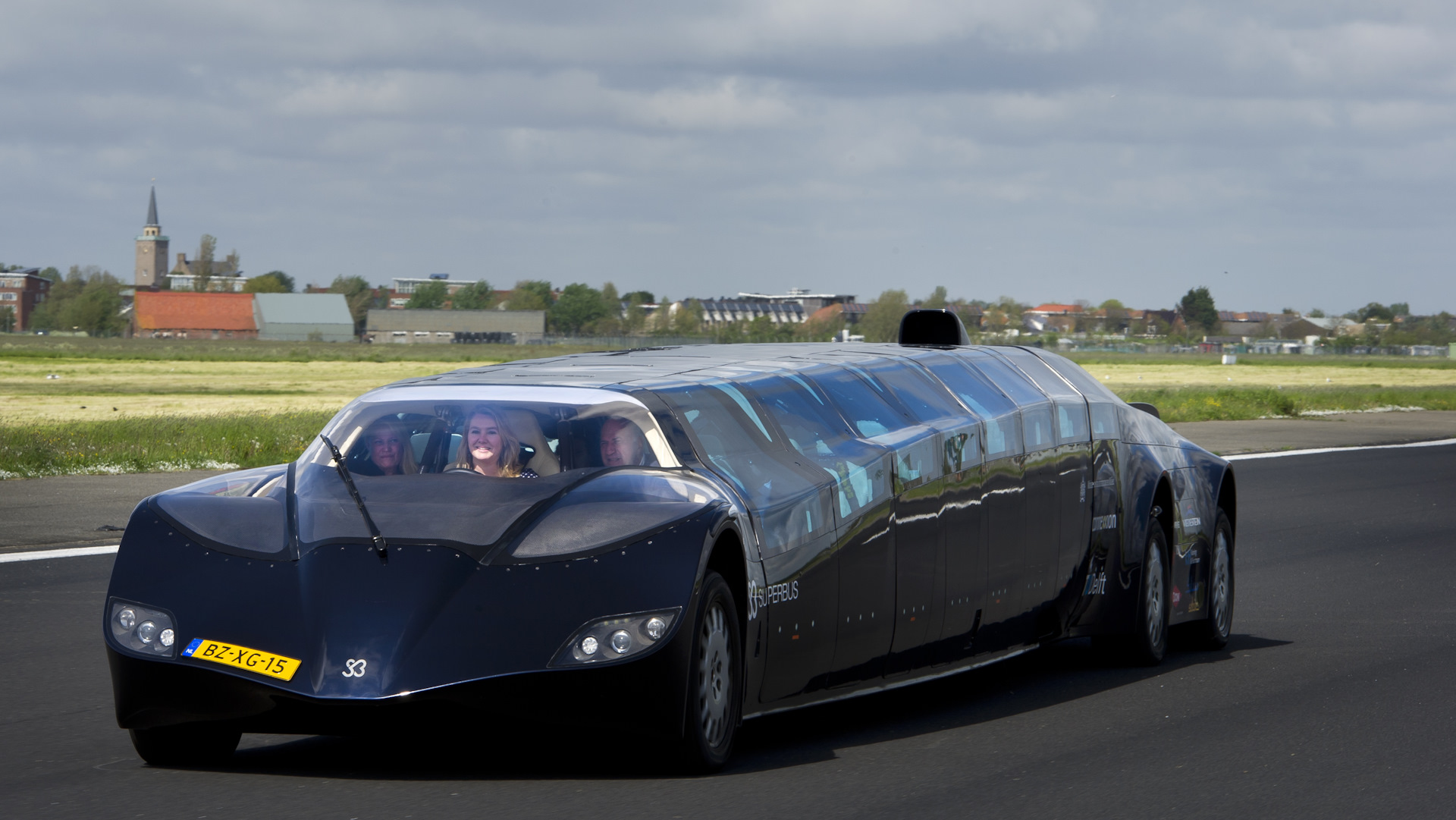 Автобус Wubbo Superbus