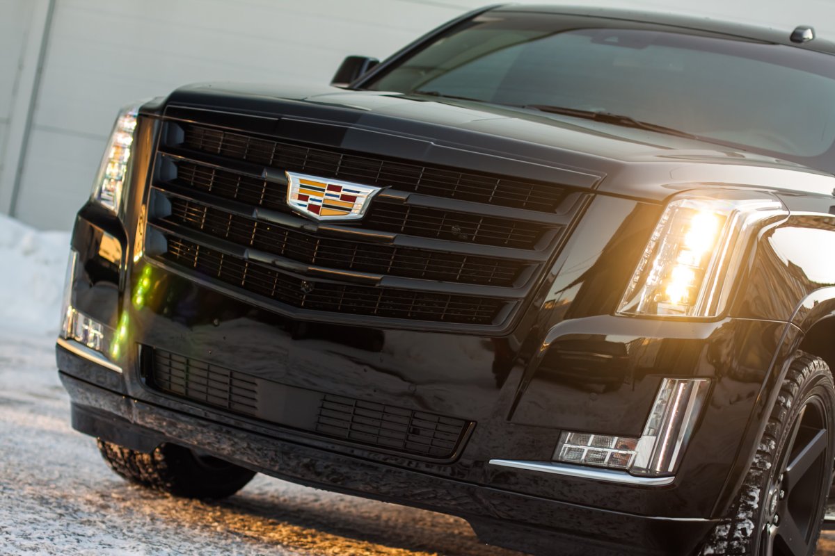 Cadillac Escalade 3 Black