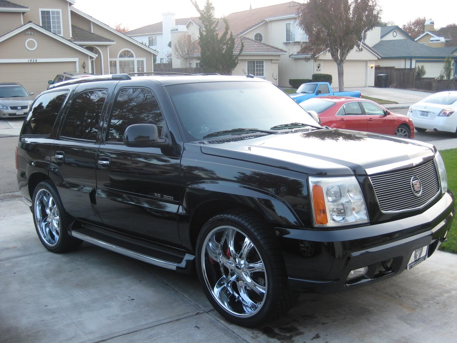 Ford Escalade 2