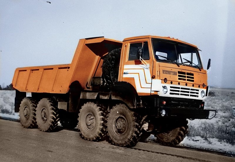 Урал 5323 с кабиной КАМАЗ