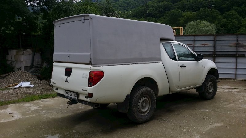 Mitsubishi l200 кабина