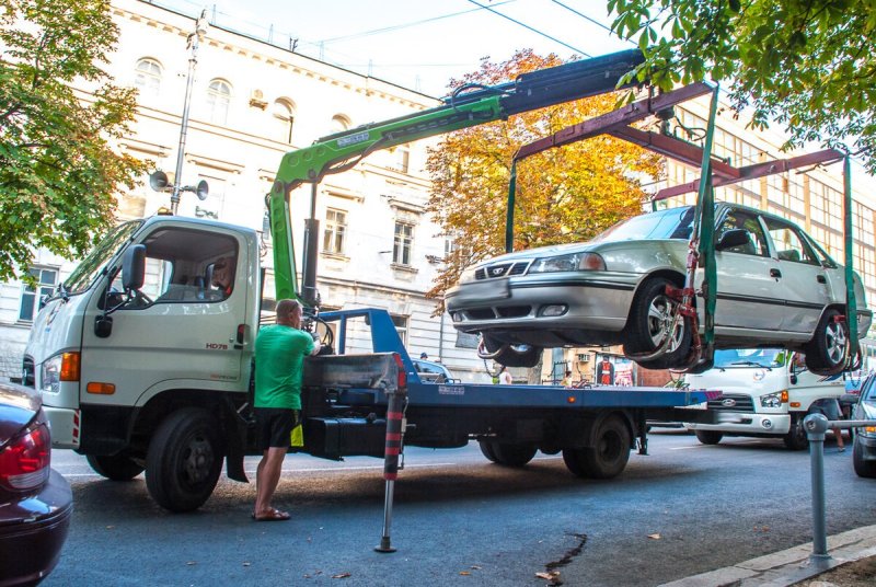 Эвакуировали машину