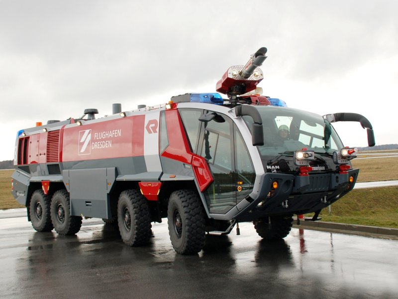 Пожарная машина Rosenbauer Panther