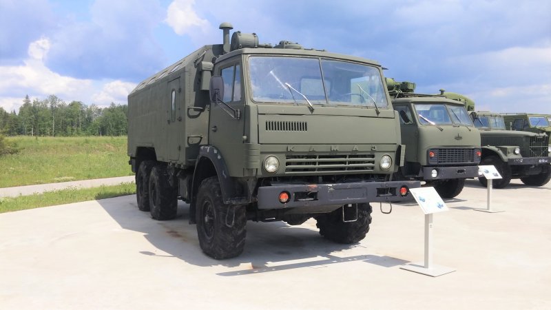 КАМАЗ 4310 военный