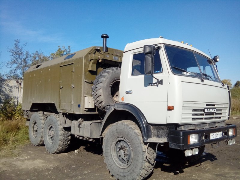 КАМАЗ 43118 военный