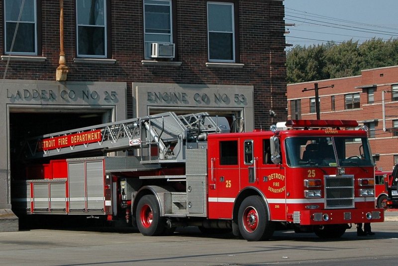 Ladder пожарные машины США