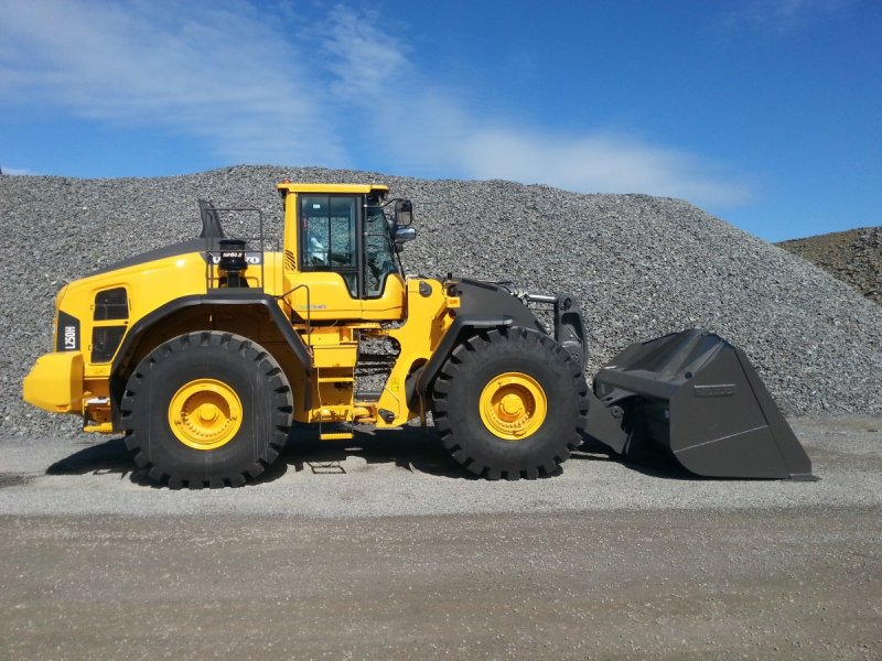 Фронтальный погрузчик Volvo l90gz