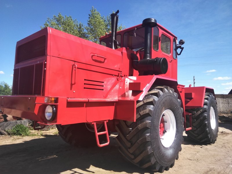 К700 Кировец трактор