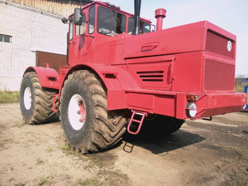К700 Кировец трактор
