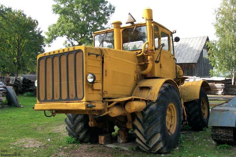 К700 Кировец трактор