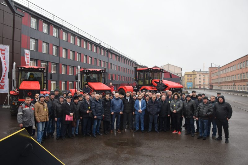 Кировский тракторный завод Санкт-Петербург