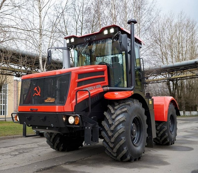 Новый Кировец к 525