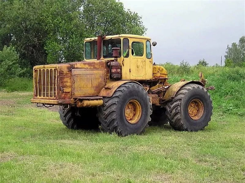К700 Кировец трактор