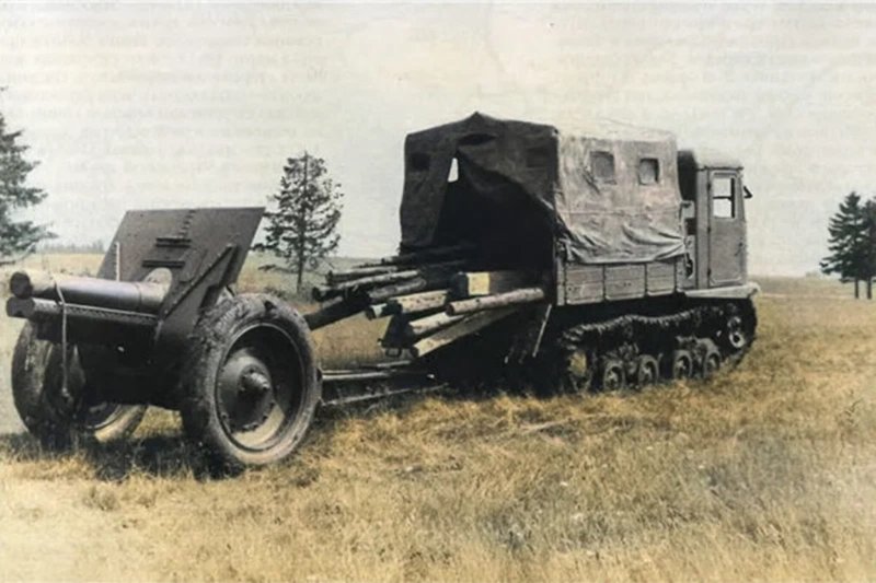 Артиллерийский тягач СТЗ-5