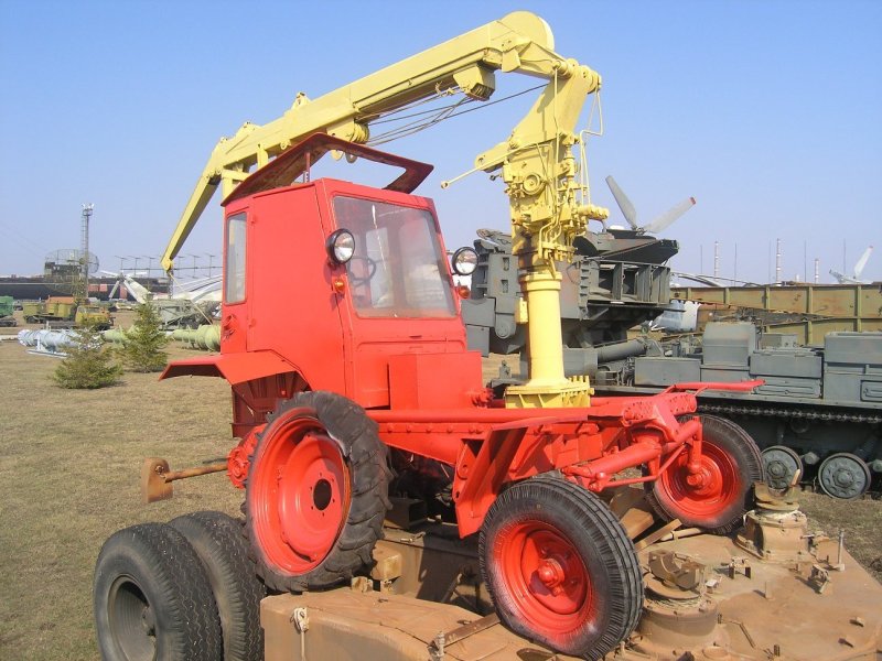 Т 16 грейдер