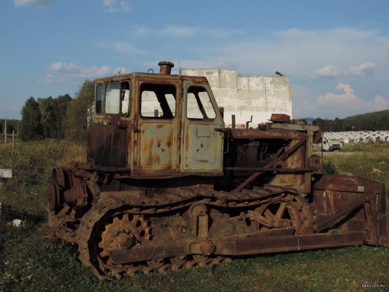 Трактор т 100 ЧТЗ