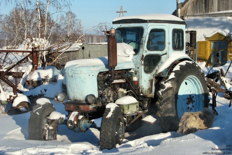 Советский трактор т-40