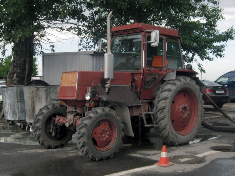 Завод трактора ЛТЗ-55а