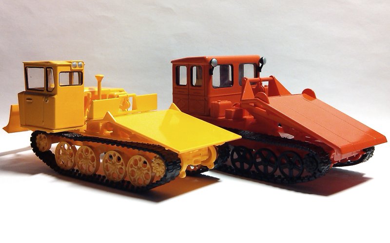 Модель трактора ТДТ 55