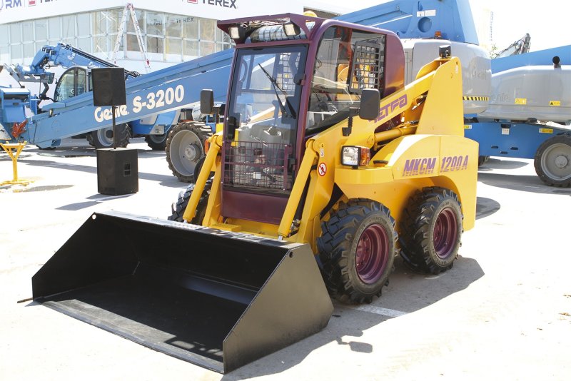 Минипогрузчик МКСМ 1200 (ЧЕТРА)