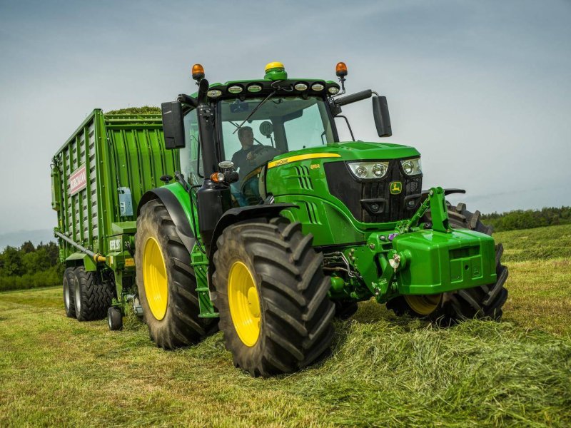 Трактор John Deere (Джон Дир) 8420