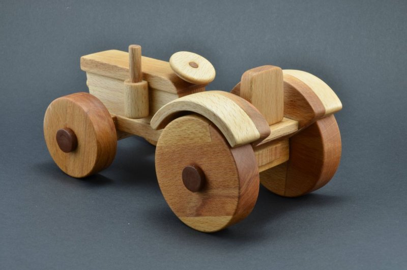 Столярные игрушки из дерева