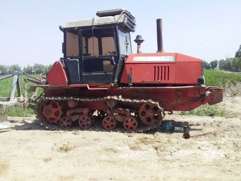 Трактор Вт 150 сотиладиган