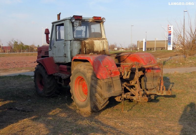 Т 150к сзади