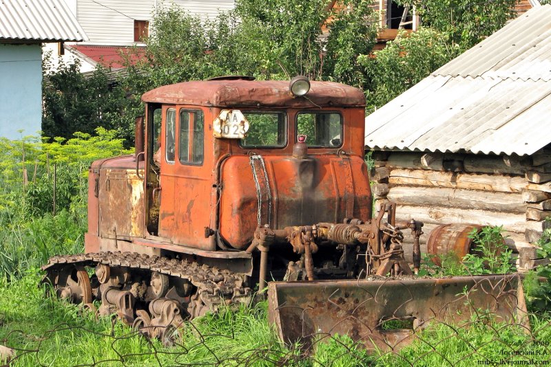 Трактор ДТ-54м