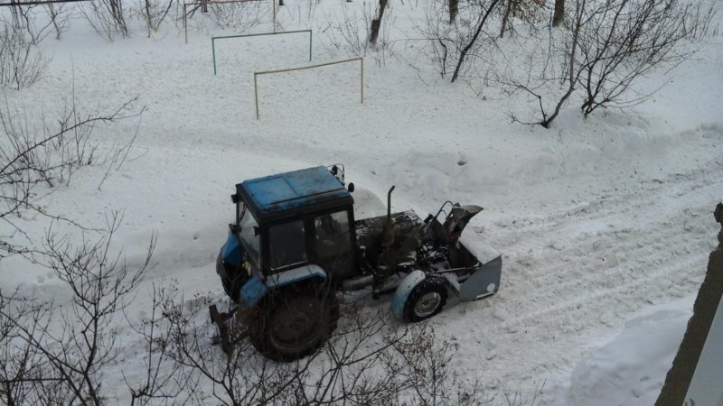 Чизетка трактором чистка снега