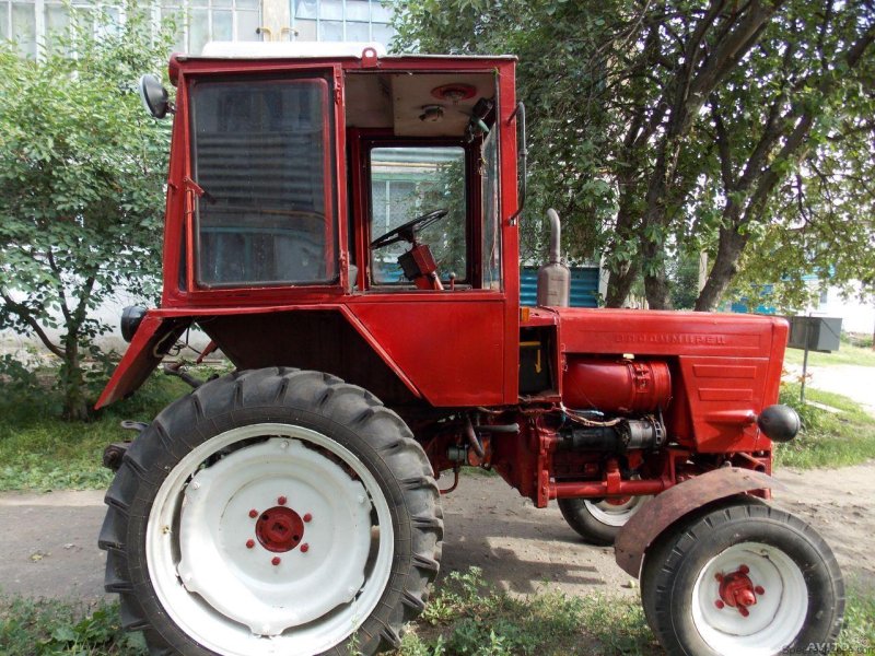 Трактор т-25 сбоку