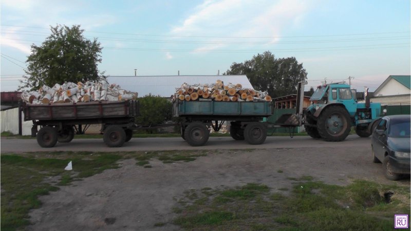 МТЗ 80 С прицепом