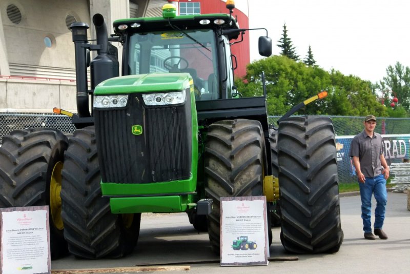 Green Farm «трактор сельскохозяйственный» 402