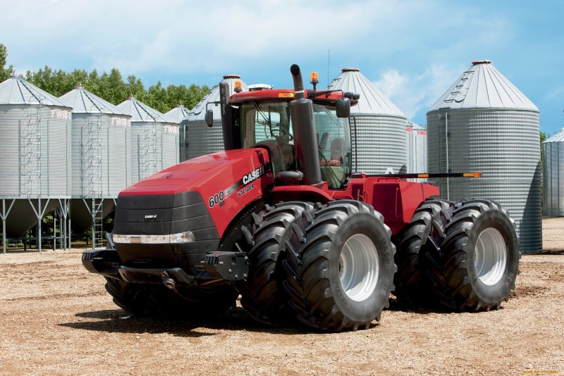 Трактор Case Steiger