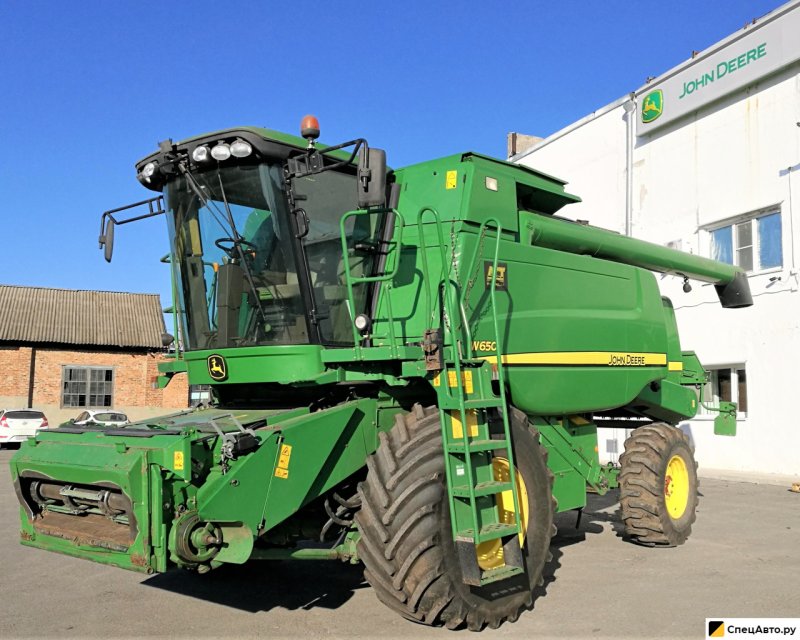 Комбайн JD w650